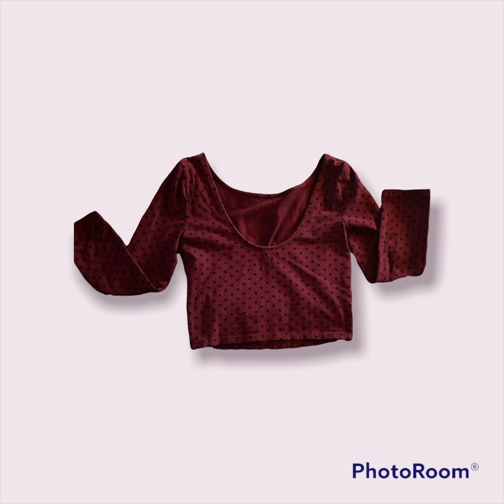 Long sleeve crop top, size L